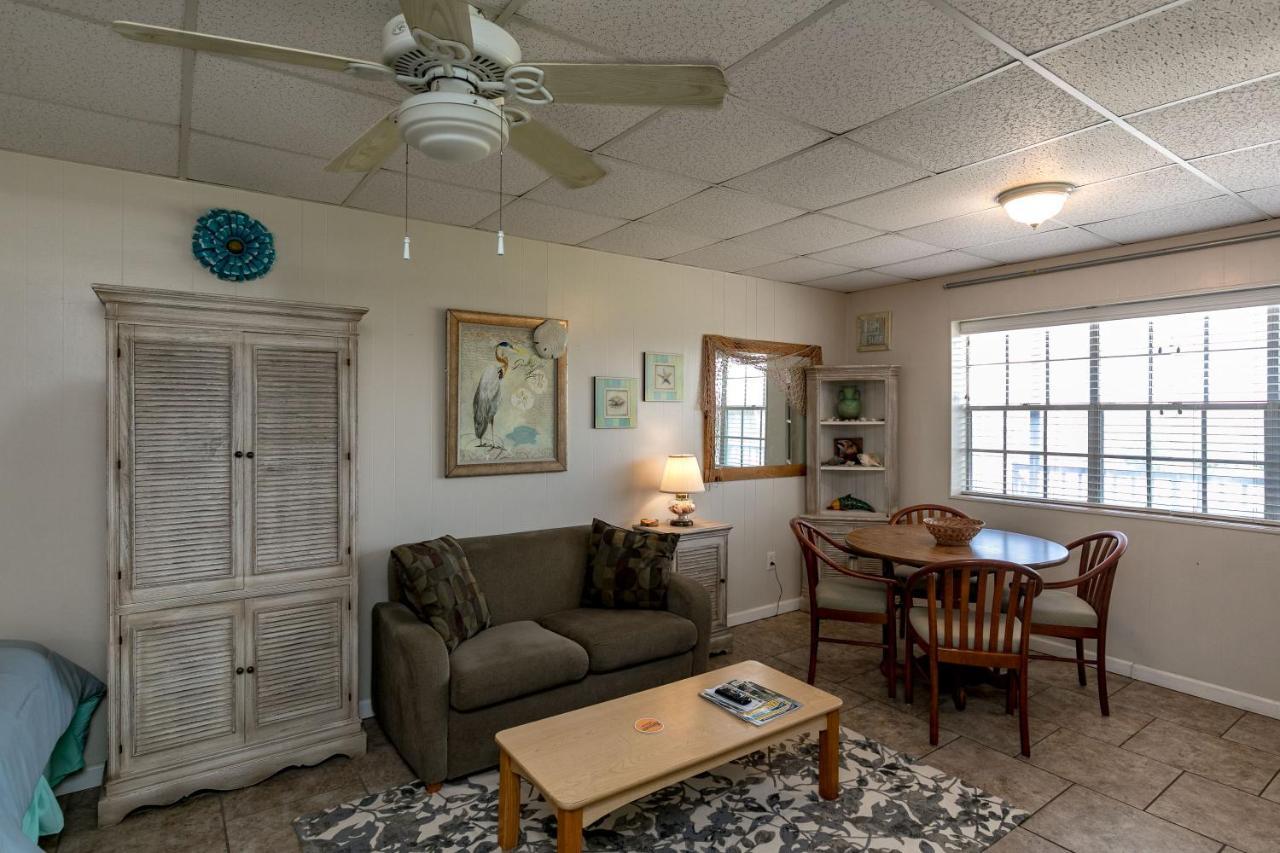 Buried Treasure Apartment Port Aransas Exterior photo